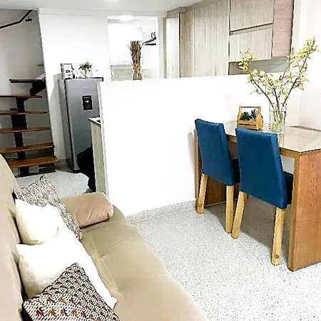Loft Central, Cerca A Laureles Guarda Meletas Gratis!! Medellin Exterior photo